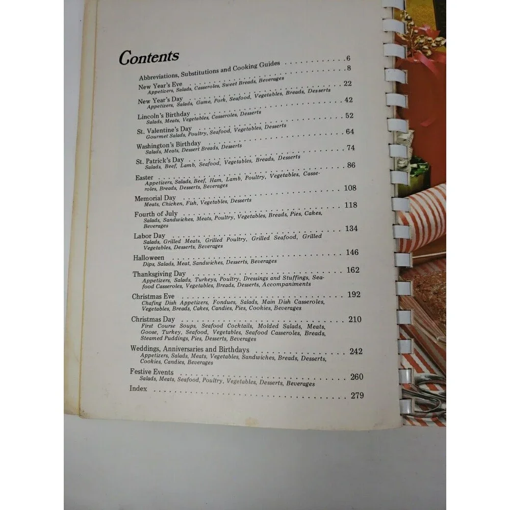 Holiday Cookbook Assemblies of God Women 900 Recipes for All Holidays VTG 1971